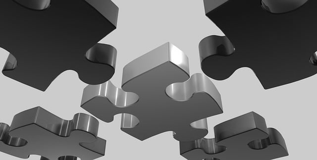 Puzzle en trois dés représentant symboliquement l'emboitement des six discoures sur l'attachement